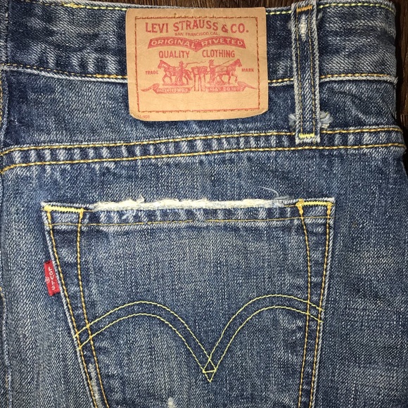 Levi denim skirt - Picture 2 of 4